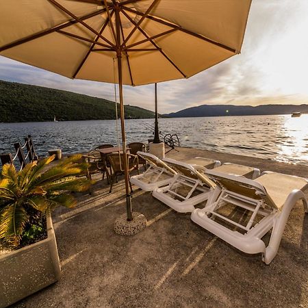 Apartments Batricevic Herceg Novi Eksteriør bilde