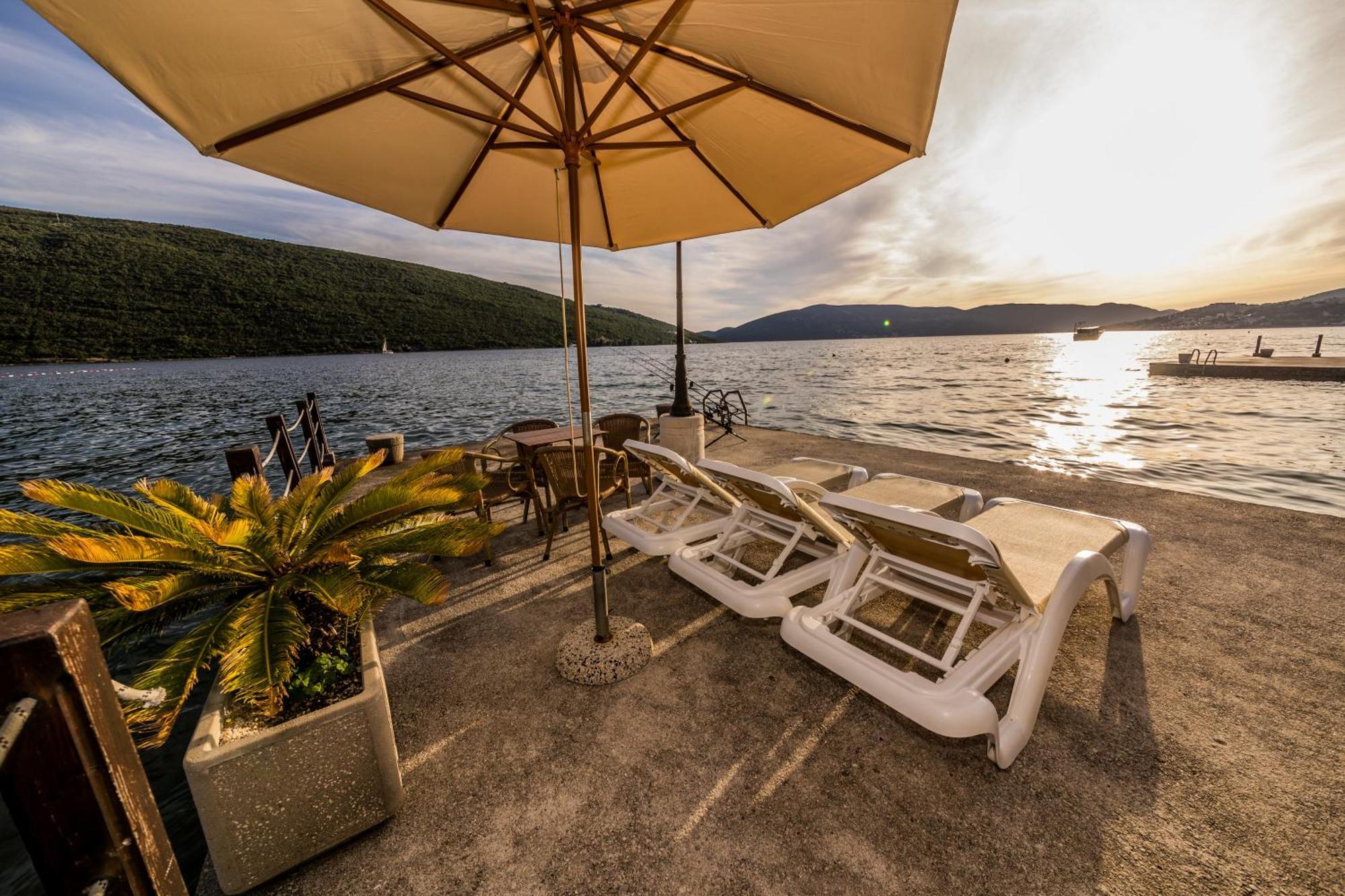 Apartments Batricevic Herceg Novi Eksteriør bilde