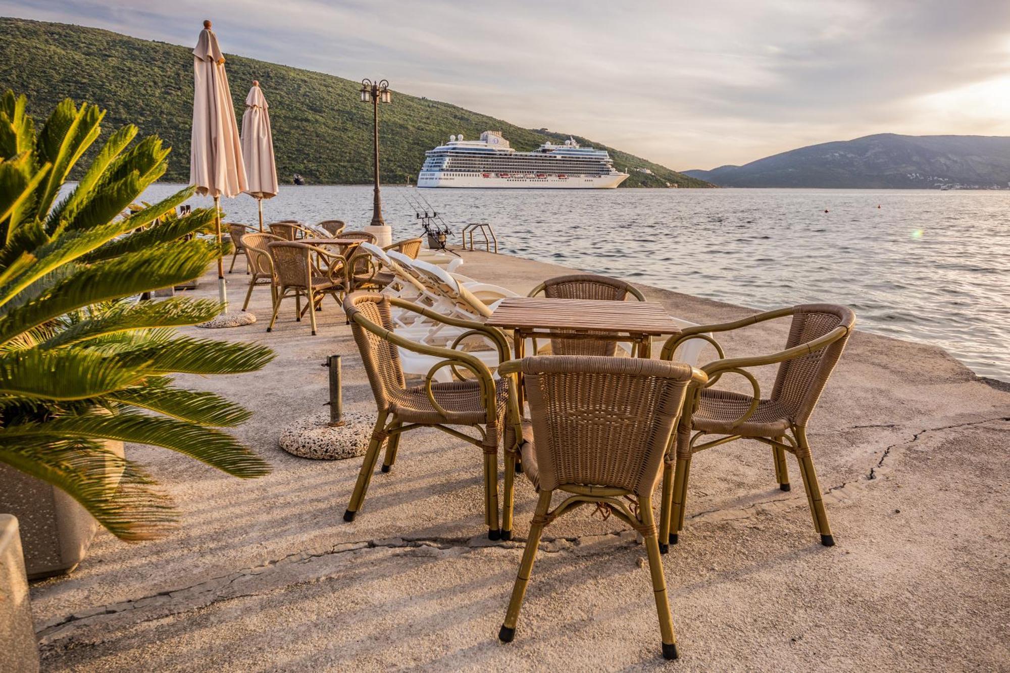 Apartments Batricevic Herceg Novi Eksteriør bilde