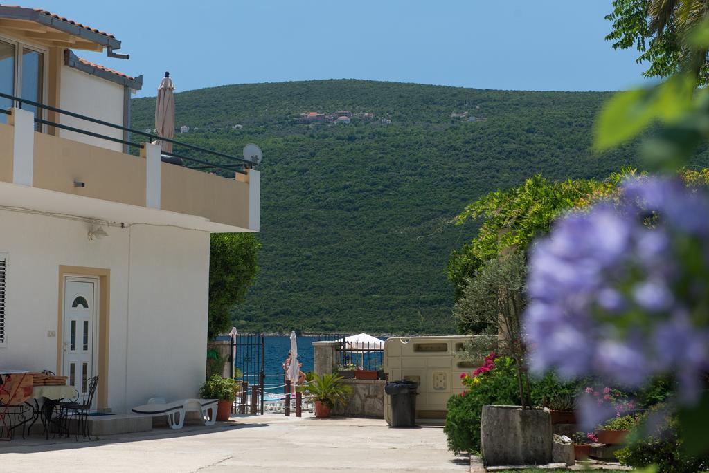 Apartments Batricevic Herceg Novi Eksteriør bilde
